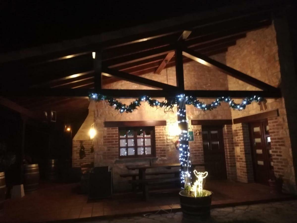 Villa La Milonga Piloña Exterior foto